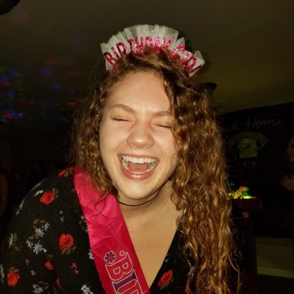 Meet your Posher, Laura